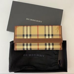 Burberry Beige Haymarket Check PVC and Leather Continental Wallet